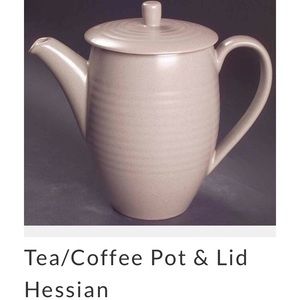 Johnson Bros Coffee/Teapot in Beige